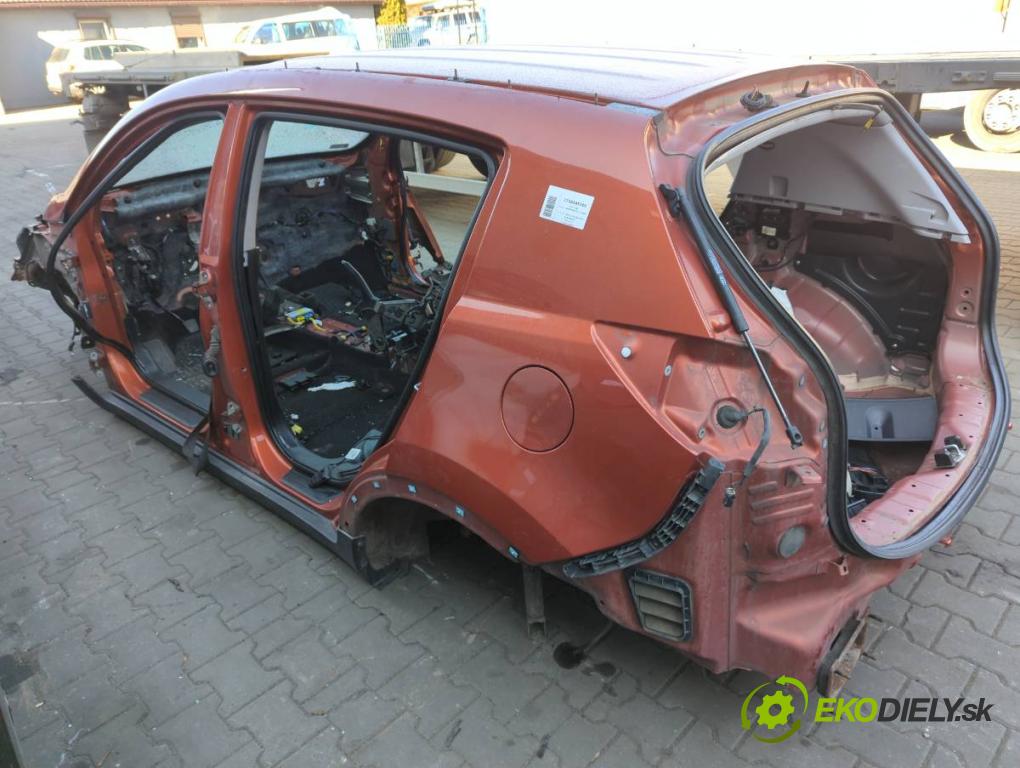 KIA SPORTAGE III (SL) 2009 - 2022    1.7 CRDi 85 kW [116 KM] olej napędowy 2010 - 2022  KAROSERIA ČTVRŤÁK blatník zadní část levý pravý práh střecha PODŁUŻNICA levý pravý