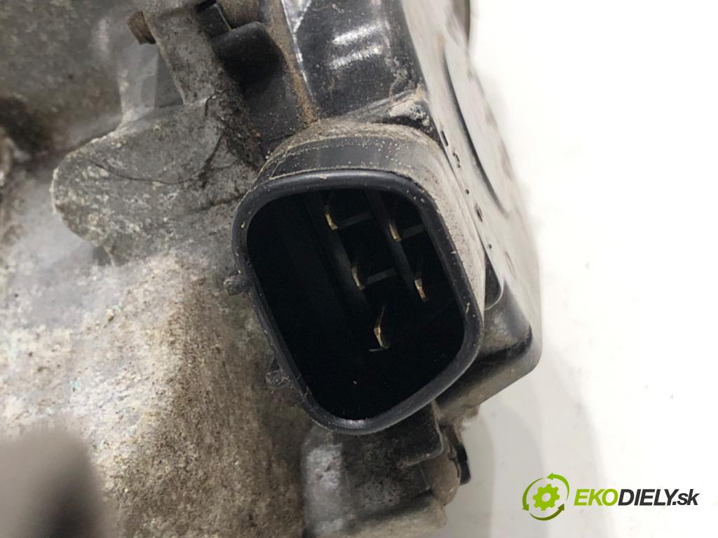 SUBARU LEGACY IV (BL) 2003 - 2015    2.0 AWD (BL5) 101 kW [138 KM] benzyna 2003 - 2005  Mechanizmus stieračov predný  (Motorčeky stieračov predné)