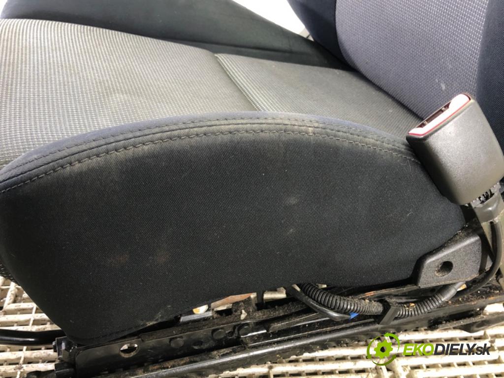 SUBARU LEGACY IV (BL) 2003 - 2015    2.0 AWD (BL5) 101 kW [138 KM] benzyna 2003 - 2005  Sedadlo pravy predný