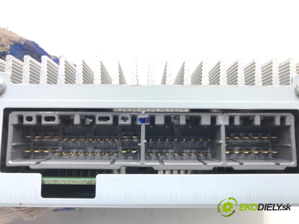 KIA SPORTAGE III (SL) 2009 - 2022    2.0 CRDi AWD 100 kW [136 KM] olej napędowy 2010 - 2022  Zosilňovač 61013789 (Zosilňovače)