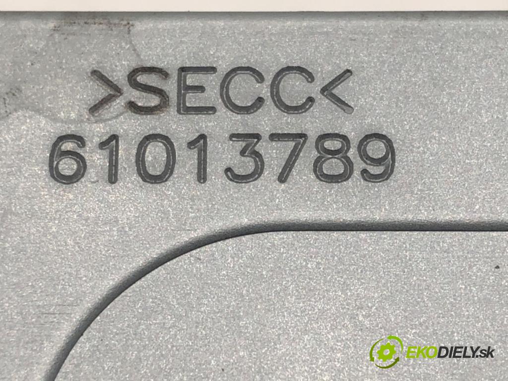 KIA SPORTAGE III (SL) 2009 - 2022    2.0 CRDi AWD 100 kW [136 KM] olej napędowy 2010 - 2022  Zosilňovač 61013789 (Zosilňovače)