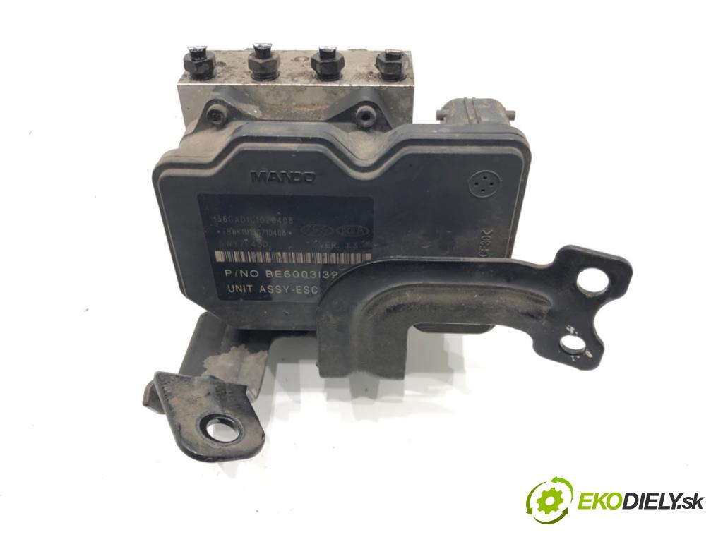 KIA SPORTAGE III (SL) 2009 - 2022    2.0 CRDi AWD 100 kW [136 KM] olej napędowy 2010 - 2022  Pumpa ABS 58920-3U310 (Pumpy ABS)