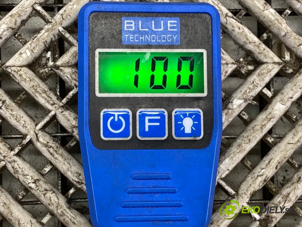 VOLVO V50 (545) 2003 - 2012    2.0 D 100 kW [136 KM] olej napędowy 2004 - 2010  kapota  (Kapoty)