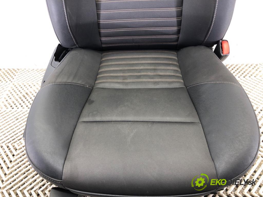 VOLVO V50 (545) 2003 - 2012    2.0 D 100 kW [136 KM] olej napędowy 2004 - 2010  Sedadlo pravy predný
