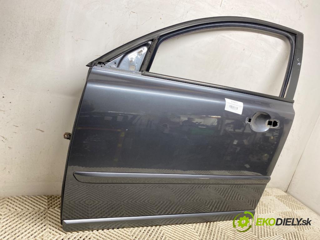 VOLVO V50 Kombi 2008 100 kW 2.0 D 1998 dveře levý přední část