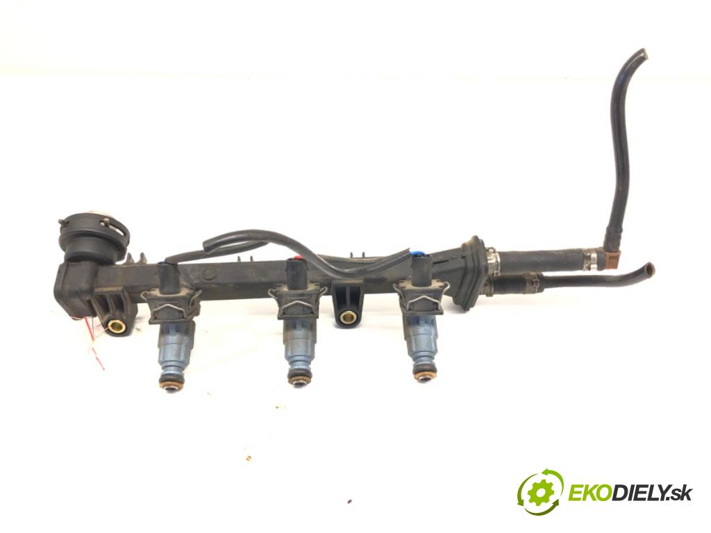 SMART FORTWO coupe (450) 2004 - 2007    0.7 (450.330) 37 kW [50 KM] benzyna 2004 - 2007  Lišta vstrekovacia 0280151083 (Vstrekovacie lišty)