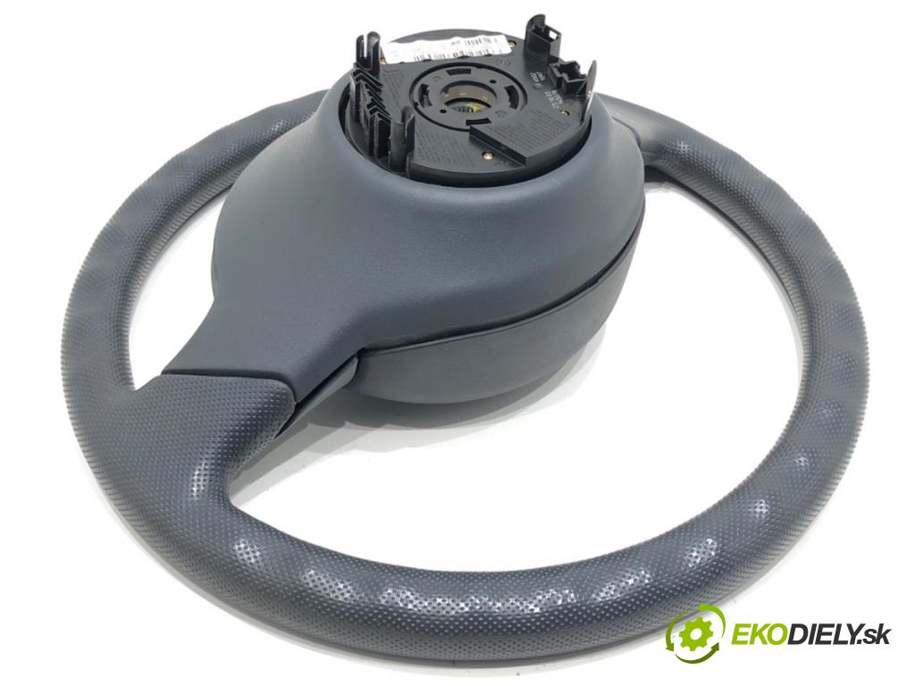 SMART FORTWO coupe (450) 2004 - 2007    0.7 (450.330) 37 kW [50 KM] benzyna 2004 - 2007  Volant  (Volanty)