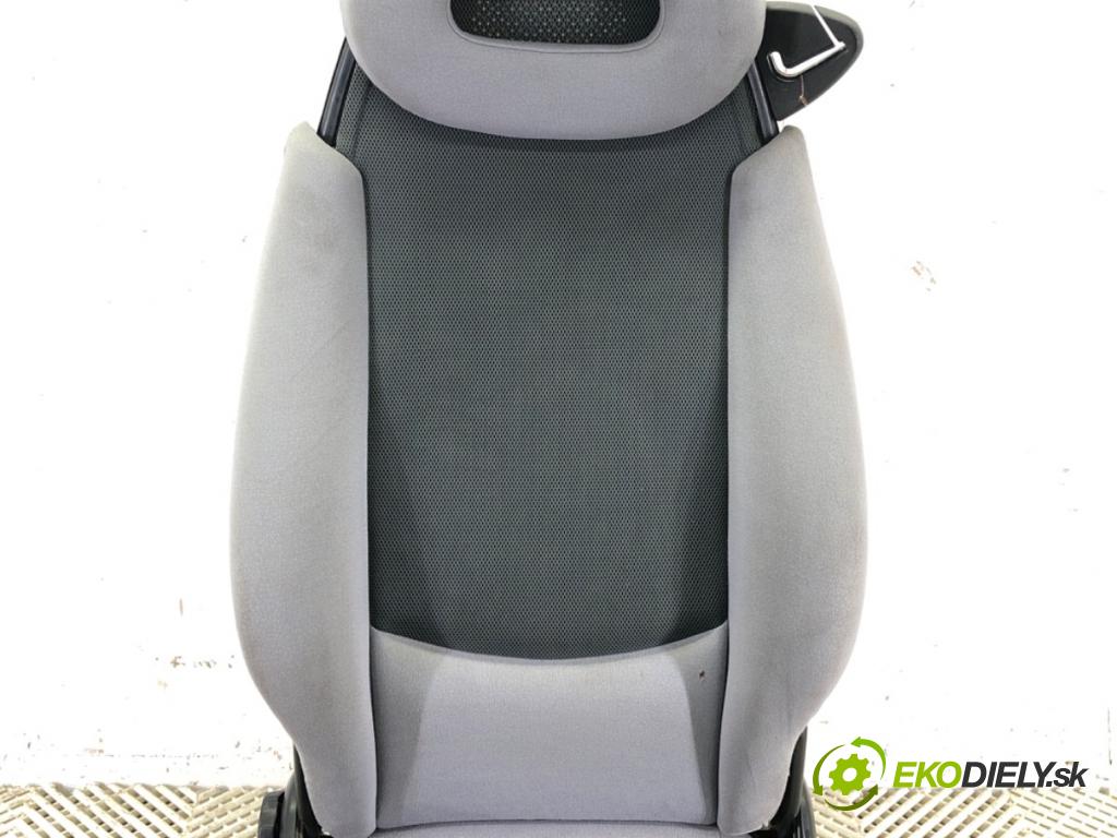 SMART FORTWO coupe 2004 37 kW 0.7 (450.330) 698 Sedadlo ľavy predný