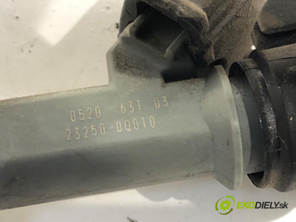 TOYOTA YARIS (_P9_) 2005 - 2014    1.0 VVT-i (KSP90_) 51 kW [69 KM] benzyna 2005 - 2011  Lišta vstrekovacia 23250-0Q010 (Vstrekovacie lišty)