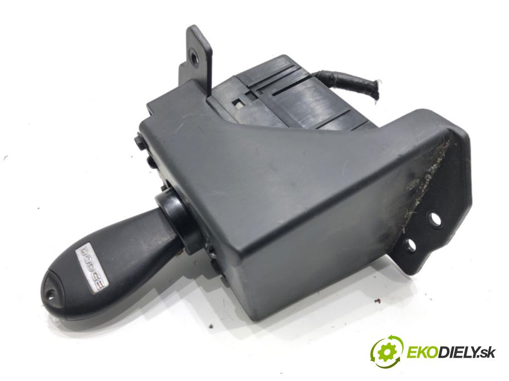 DODGE GRAND CARAVAN 2007 - 2022    3.6 211 kW [287 KM] benzyna 2010 - 2022  spinačka  (Spínacie skrinky a kľúče)