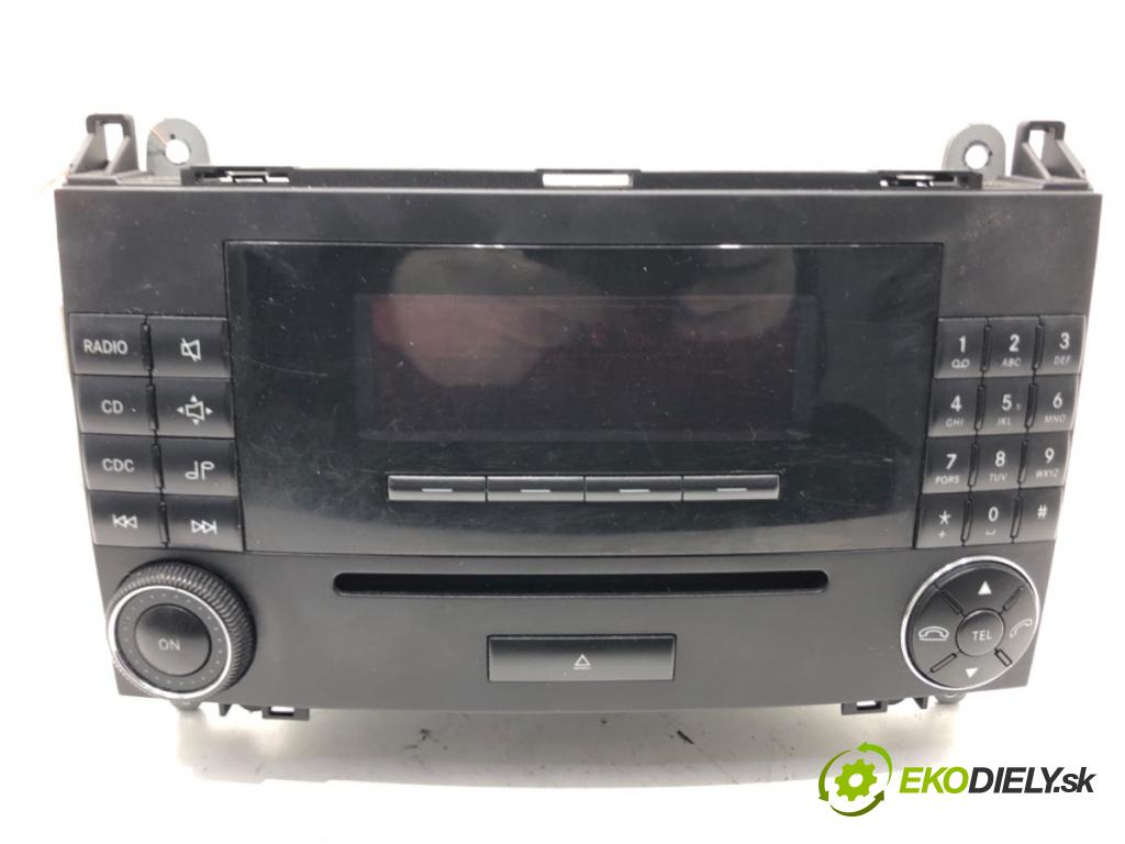 MERCEDES-BENZ KLASA A (W169) 2004 - 2012    A 150 (169.031, 169.331) 70 kW [95 KM] benzyna 2004 - 2012  RADIO A1698700689 (Audio zariadenia)