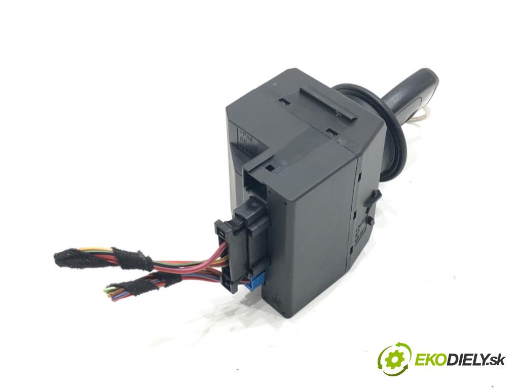 MERCEDES-BENZ KLASA A (W169) 2004 - 2012    A 150 (169.031, 169.331) 70 kW [95 KM] benzyna 2004 - 2012  spinačka 1695451908 (Spínacie skrinky a kľúče)