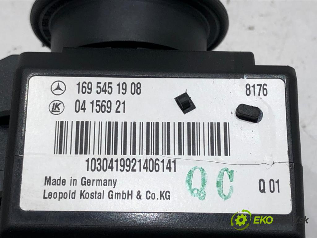 MERCEDES-BENZ KLASA A (W169) 2004 - 2012    A 150 (169.031, 169.331) 70 kW [95 KM] benzyna 2004 - 2012  spinačka 1695451908 (Spínacie skrinky a kľúče)