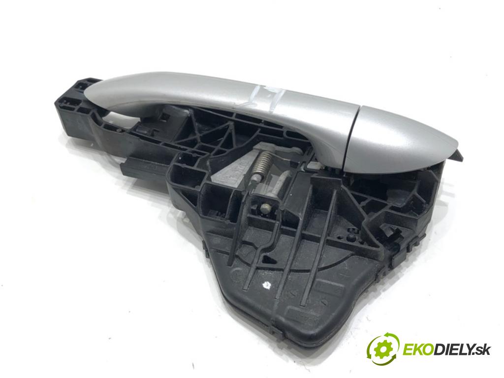 MERCEDES-BENZ KLASA A (W169) 2004 - 2012    A 150 (169.031, 169.331) 70 kW [95 KM] benzyna 2004 - 2012  Kľučka vonkajšia ľavy zad A1697600334