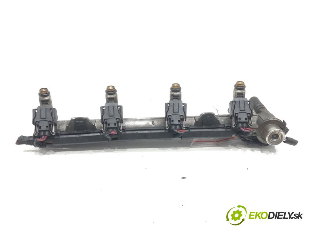 VW GOLF IV (1J1) 1997 - 2008    1.4 16V 55 kW [75 KM] benzyna 1997 - 2004  Lišta vstrekovacia 036133319B (Vstrekovacie lišty)