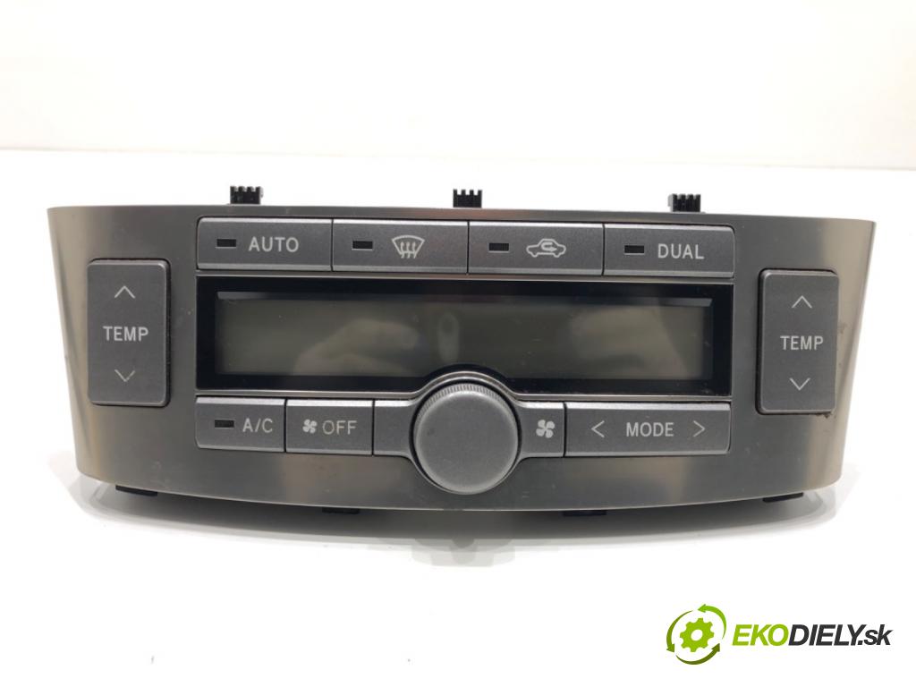 TOYOTA AVENSIS T25 Kombi 2004 85 kW 2.0 D-4D (CDT250_) 1995 Panel ovládania kúrenia 55900-05160 (Prepínacie páčky pod volantom)