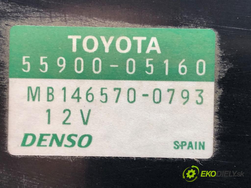 TOYOTA AVENSIS Kombi (_T25_) 2003 - 2008    2.0 D-4D (CDT250_) 85 kW [116 KM] olej napędowy 2003 - 2008  Panel ovládania kúrenia 55900-05160 (Prepínače, spínače, tlačidlá a ovládače kúrenia)