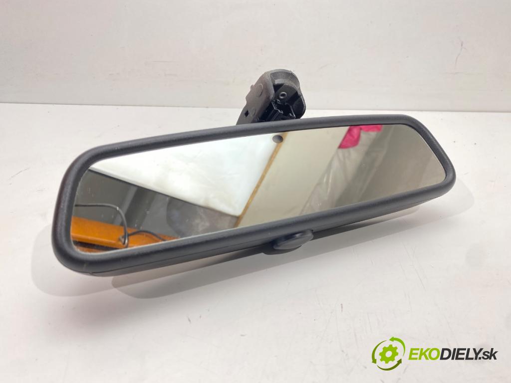 BMW X3 (F25) 2010 - 2017    xDrive 20 d 135 kW [184 KM] olej napędowy 2010 - 2014  zpětné zrcátko vnitřní  (Světla vnitřní)