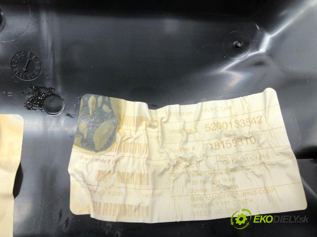 BMW X3 (F25) 2010 - 2017    xDrive 20 d 135 kW [184 KM] olej napędowy 2010 - 2014  topné těleso radiátor topení T1012578T (Radiátory topení)