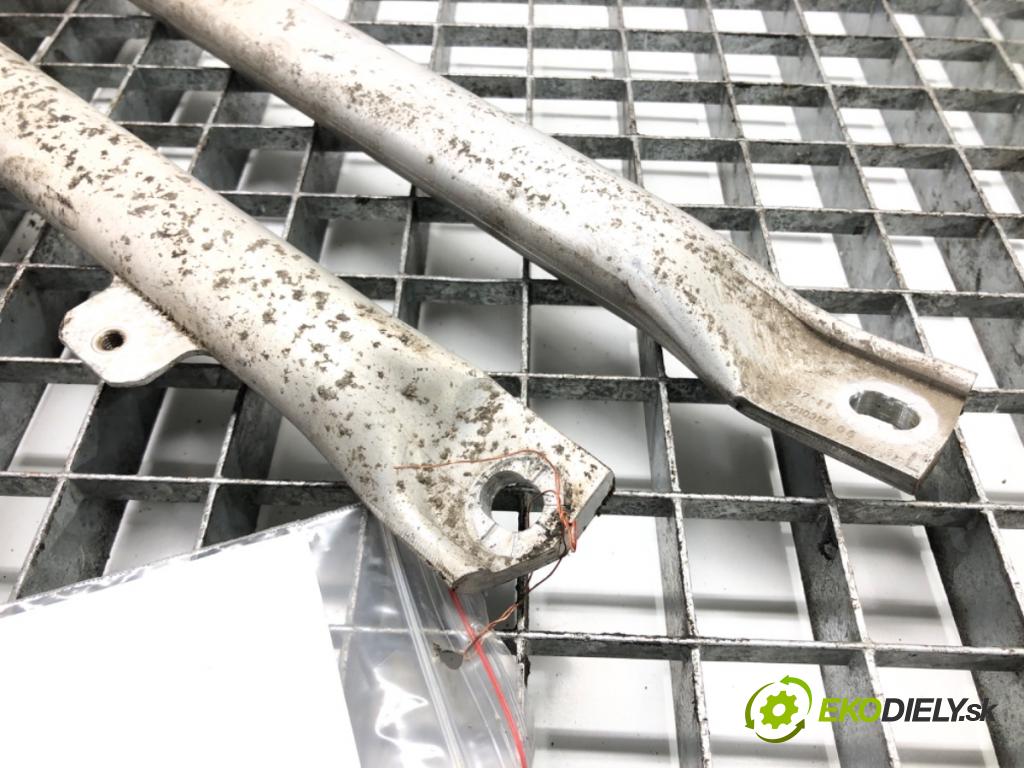 BMW X3 (F25) 2010 - 2017    xDrive 20 d 135 kW [184 KM] olej napędowy 2010 - 2014  výztuha horní 7210319 (Výztuhy)