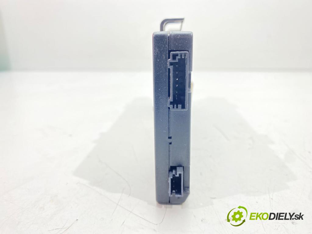 BMW X3 (F25) 2010 - 2017    xDrive 20 d 135 kW [184 KM] olej napędowy 2010 - 2014  Zosilňovač 9267127 (Zosilňovače)