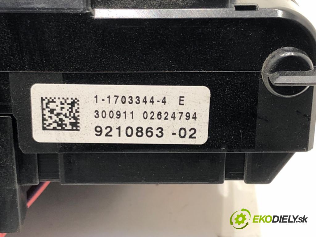 BMW X3 (F25) 2010 - 2017    xDrive 20 d 135 kW [184 KM] olej napędowy 2010 - 2014  skříňka poistková 9210863 (Pojistkové skříňky)