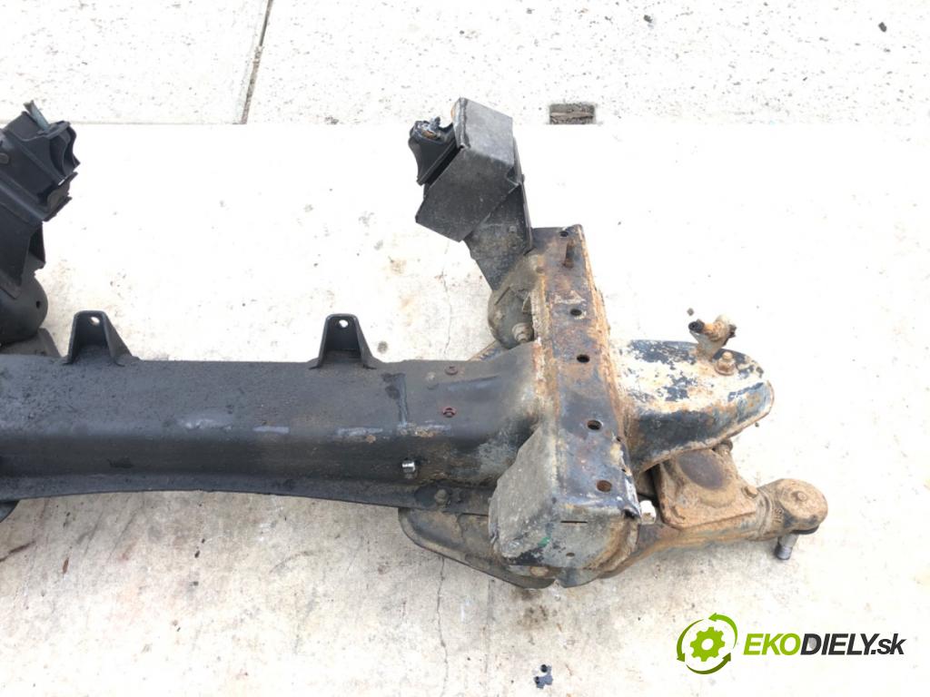 MERCEDES-BENZ SPRINTER 3-t Platforma / podwozie (B903) 1995 - 2012    313 CDI 95 kW [129 KM] olej napędowy 2000 - 2006  výztuha pod motor A9013302300 (Výztuhy přední)