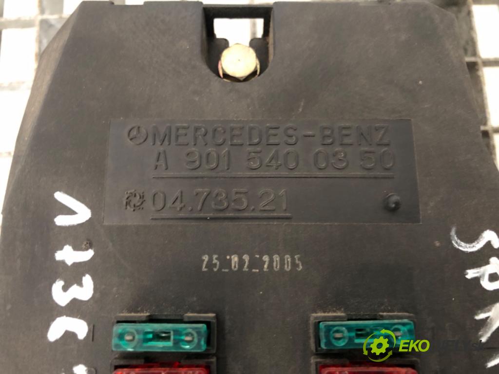 MERCEDES-BENZ SPRINTER 3-t Platforma / podwozie (B903) 1995 - 2012    313 CDI 95 kW [129 KM] olej napędowy 2000 - 2006  skříňka poistková A9015400350 (Pojistkové skříňky)
