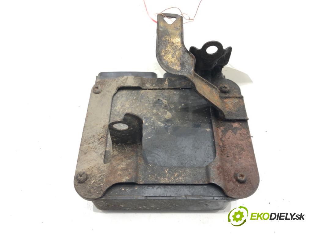 TOYOTA AVENSIS Kombi (_T25_) 2003 - 2008    2.0 D-4D (CDT250_) 85 kW [116 KM] olej napędowy 2003 - 2008  Modul VSTREKOVAČE: 89871-20050