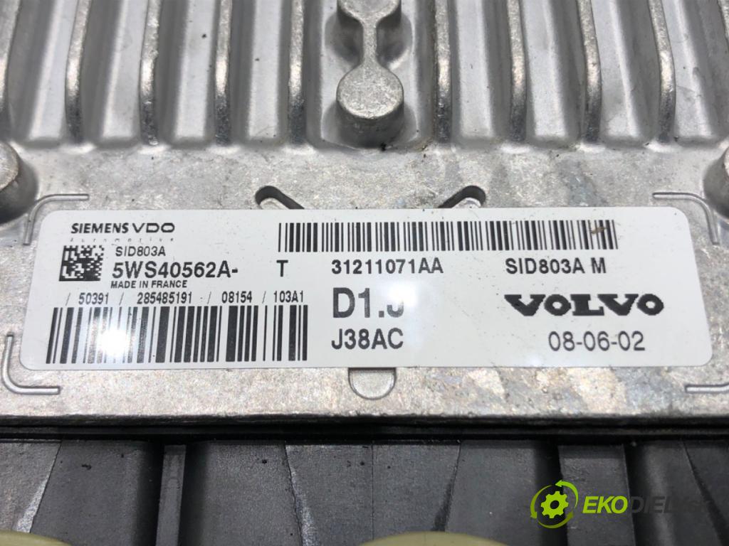 VOLVO V50 (545) 2003 - 2012    2.0 D 100 kW [136 KM] olej napędowy 2004 - 2010  riadiaca jednotka Motor 31211071AA (Riadiace jednotky)