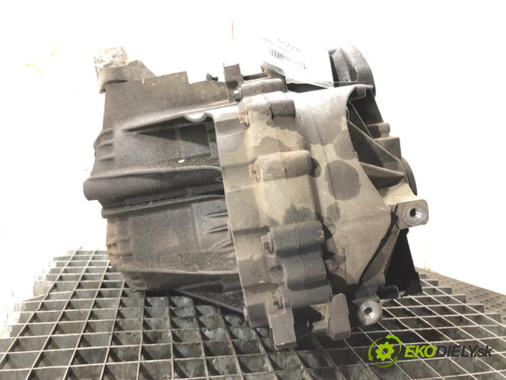 VOLVO V50 (545) 2003 - 2012    2.0 D 100 kW [136 KM] olej napędowy 2004 - 2010  Prevodovka 6M2R-7F096-EB (Prevodovky)