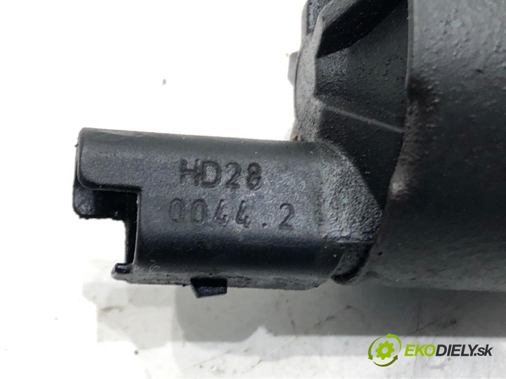 VOLVO V50 (545) 2003 - 2012    2.0 D 100 kW [136 KM] olej napędowy 2004 - 2010  Regulátor tlaku paliva  (Ostatné)