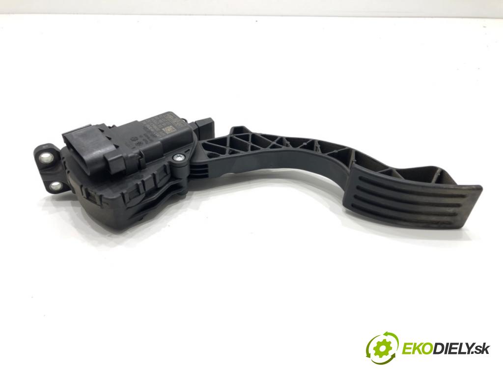 VOLVO V50 (545) 2003 - 2012    2.0 D 100 kW [136 KM] olej napędowy 2004 - 2010  Potenciometer plynu 4M51-9F836-AK (Pedále)