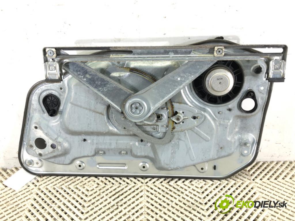 VOLVO V50 (545) 2003 - 2012    2.0 D 100 kW [136 KM] olej napędowy 2004 - 2010  mechanismus okna levý přední část 31275916AA