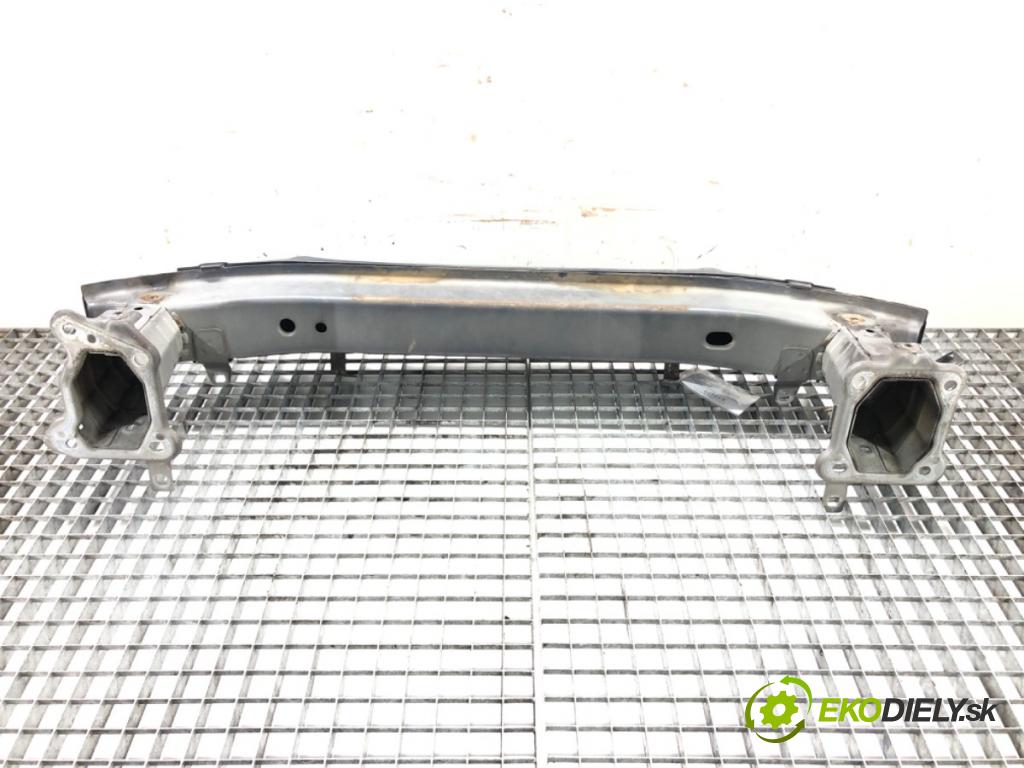 VOLVO V50 (545) 2003 - 2012    2.0 D 100 kW [136 KM] olej napędowy 2004 - 2010  výztuha nárazníka přední část  (Výztuhy přední)