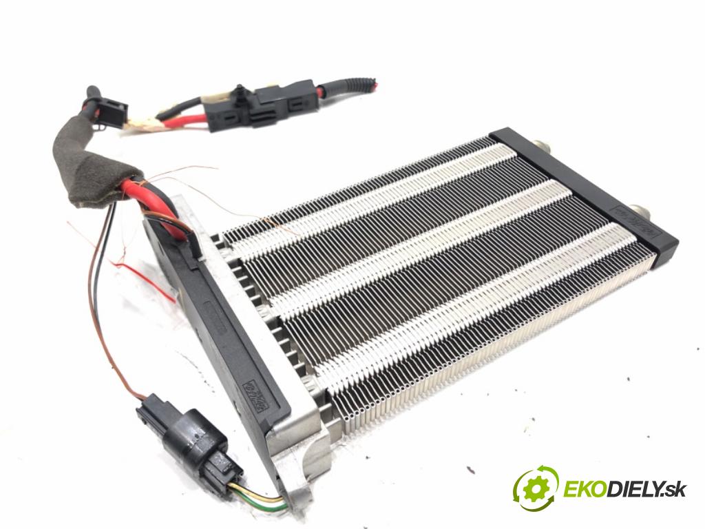 VOLVO V50 (545) 2003 - 2012    2.0 D 100 kW [136 KM] olej napędowy 2004 - 2010  topné těleso radiátor topení elektrická 3M51-18K463-FB (Radiátory topení)