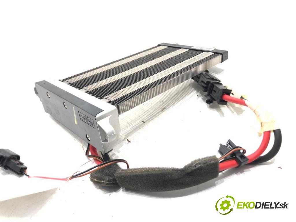 VOLVO V50 (545) 2003 - 2012    2.0 D 100 kW [136 KM] olej napędowy 2004 - 2010  topné těleso radiátor topení elektrická 3M51-18K463-FB (Radiátory topení)