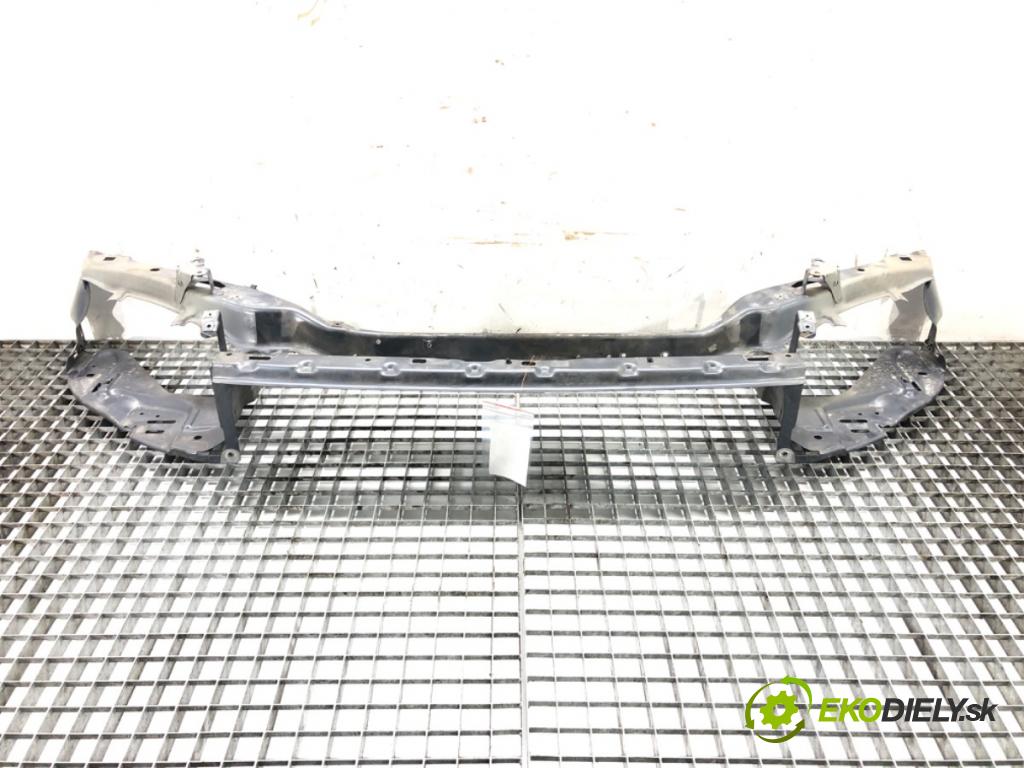 VOLVO V50 (545) 2003 - 2012    2.0 D 100 kW [136 KM] olej napędowy 2004 - 2010  výztuha horní  (Výztuhy)