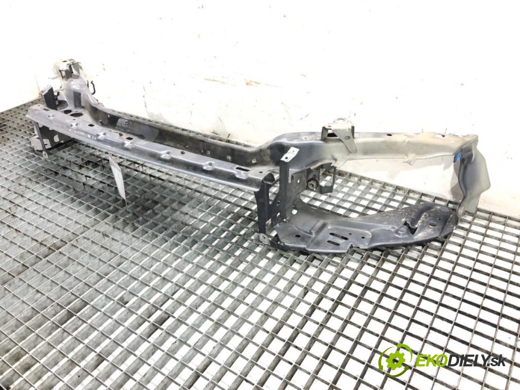 VOLVO V50 (545) 2003 - 2012    2.0 D 100 kW [136 KM] olej napędowy 2004 - 2010  výztuha horní  (Výztuhy)