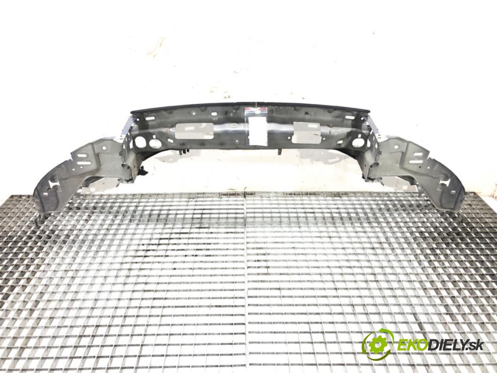 VOLVO V50 (545) 2003 - 2012    2.0 D 100 kW [136 KM] olej napędowy 2004 - 2010  výztuha horní  (Výztuhy)