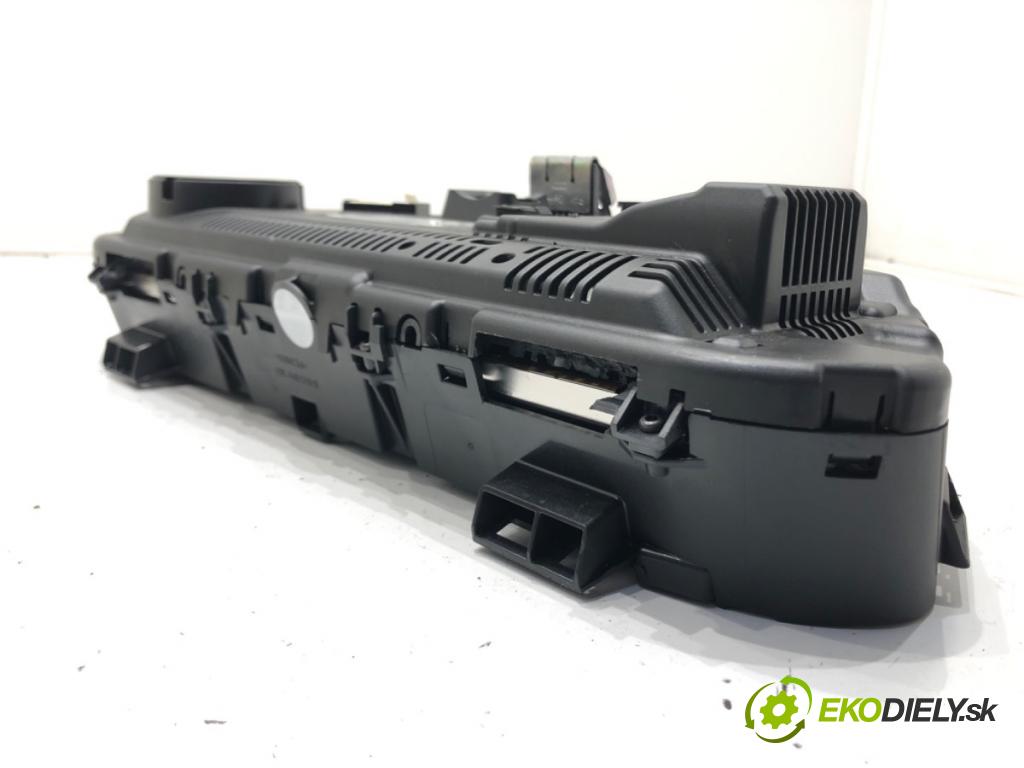 AUDI A6 C8 Kombi 2023 150 kW 40 TDI Mild Hybrid quattro 1968 prístrojovka 4K0920790G (Přístrojová deska)