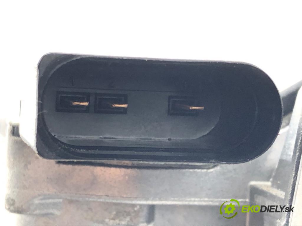 AUDI A6 C8 Avant (4A5) 2018 - 2022    40 TDI Mild Hybrid quattro 150 kW [204 KM] Hybryda silnik Diesla / elektryczny 2018 - 2022  Mechanizmus stieračov predný 4K1955023B (Motorčeky stieračov predné)