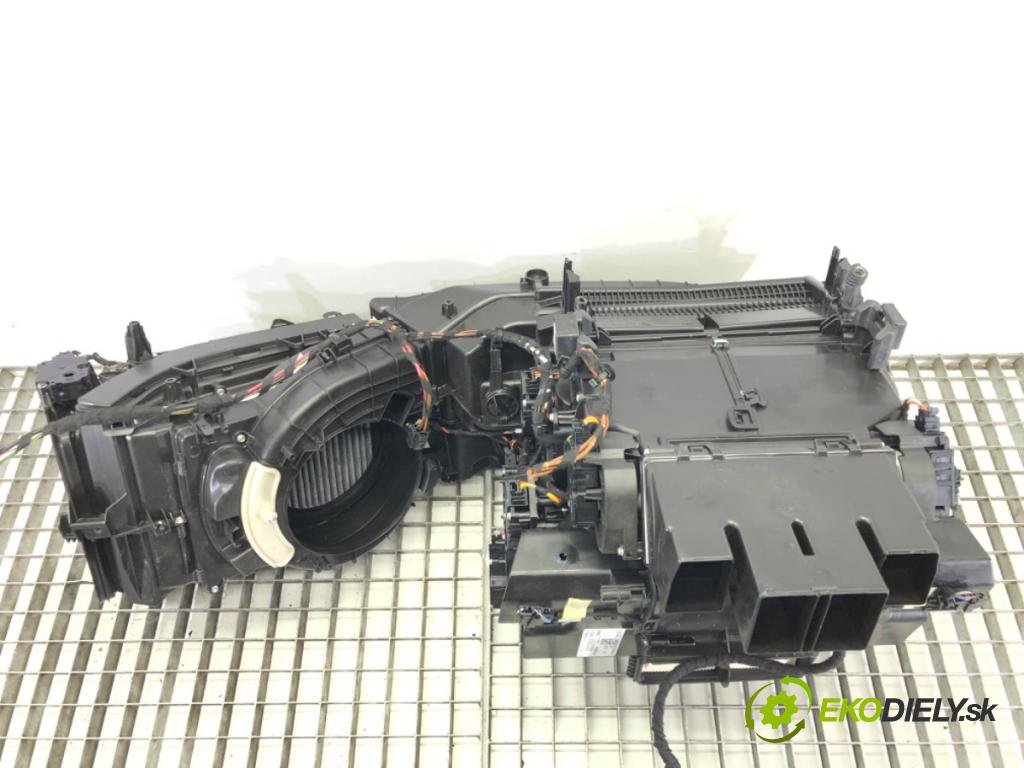 AUDI A6 C8 Avant (4A5) 2018 - 2022    40 TDI Mild Hybrid quattro 150 kW [204 KM] Hybryda silnik Diesla / elektryczny 2018 - 2022  topné těleso radiátor topení komplet KOMBAJN 4K1820005AK (Radiátory topení)