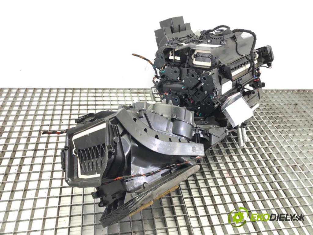 AUDI A6 C8 Avant (4A5) 2018 - 2022    40 TDI Mild Hybrid quattro 150 kW [204 KM] Hybryda silnik Diesla / elektryczny 2018 - 2022  topné těleso radiátor topení komplet KOMBAJN 4K1820005AK (Radiátory topení)