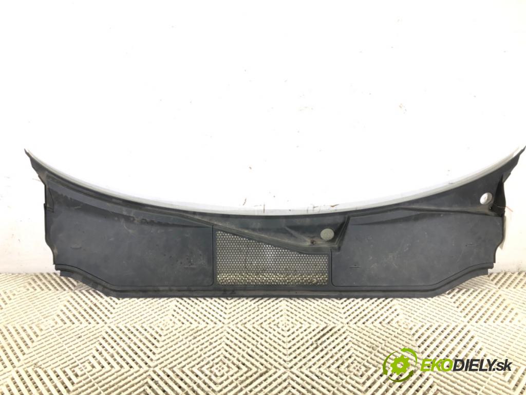 AUDI A6 C8 Avant (4A5) 2018 - 2022    40 TDI Mild Hybrid quattro 150 kW [204 KM] Hybryda silnik Diesla / elektryczny 2018 - 2022  Torpédo, plast pod čelné okno 4K1819448 (Torpéda)