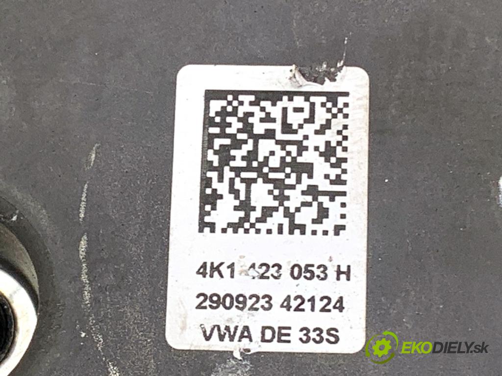 AUDI A6 C8 Kombi 2023 150 kW 40 TDI Mild Hybrid quattro 1968 riadenie volantu Riadenie 4N0909144H 4K1423053H