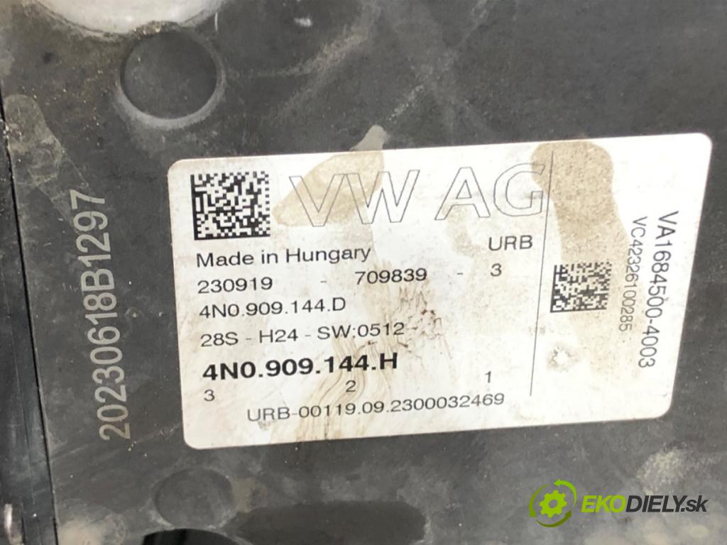 AUDI A6 C8 Avant (4A5) 2018 - 2022    40 TDI Mild Hybrid quattro 150 kW [204 KM] Hybryda silnik Diesla / elektryczny 2018 - 2022  riadenie 4N0909144H 4K1423053H (Riadenia)