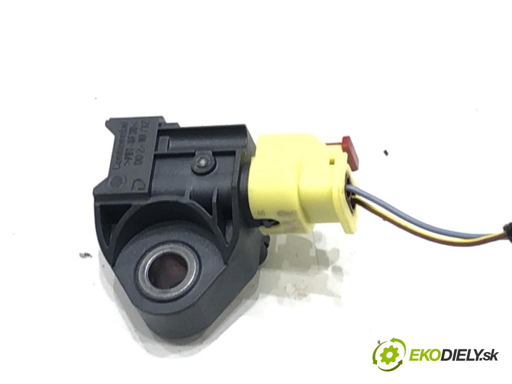 AUDI A6 C8 Avant (4A5) 2018 - 2022    40 TDI Mild Hybrid quattro 150 kW [204 KM] Hybryda silnik Diesla / elektryczny 2018 - 2022  Snímač nárazu 4N0959651D (Snímače nárazu)