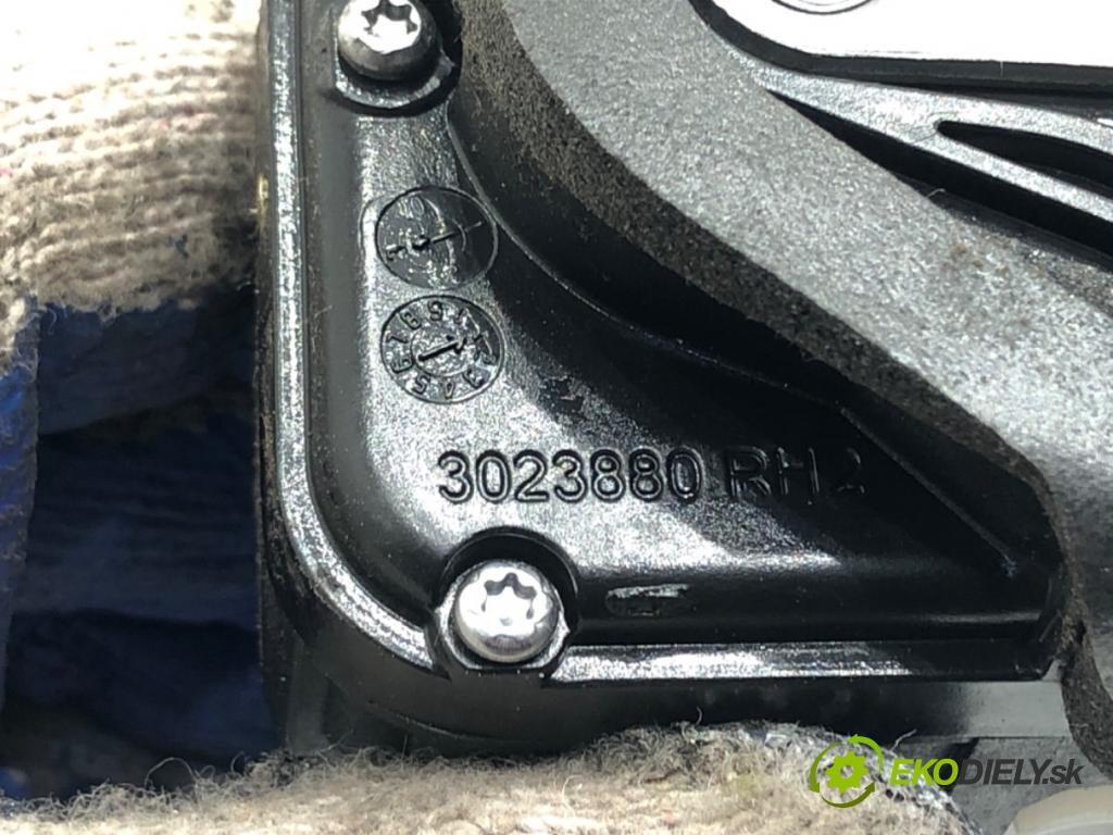 OPEL ZAFIRA TOURER C (P12) 2011 - 2022    2.0 CDTi (75) 121 kW [165 KM] olej napędowy 2011 - 2022  zámok dveře pravý zadní část 3023880