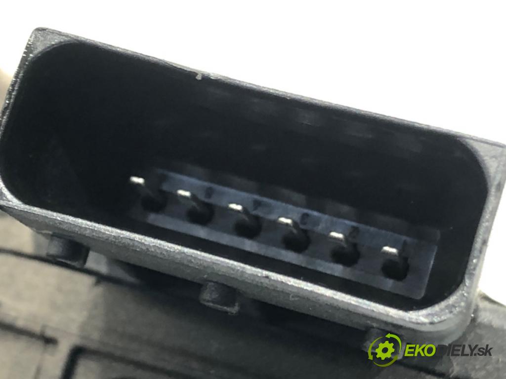 OPEL ZAFIRA TOURER C (P12) 2011 - 2022    2.0 CDTi (75) 121 kW [165 KM] olej napędowy 2011 - 2022  Potenciometer plynu 13253781 (Pedále)